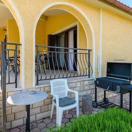 Apartments Josipa Porec Exterior photo