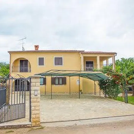 Apartments Josipa Porec Exterior photo